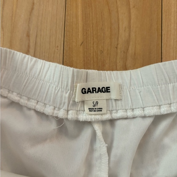 Garage white lace shorts - Picture 3 of 3
